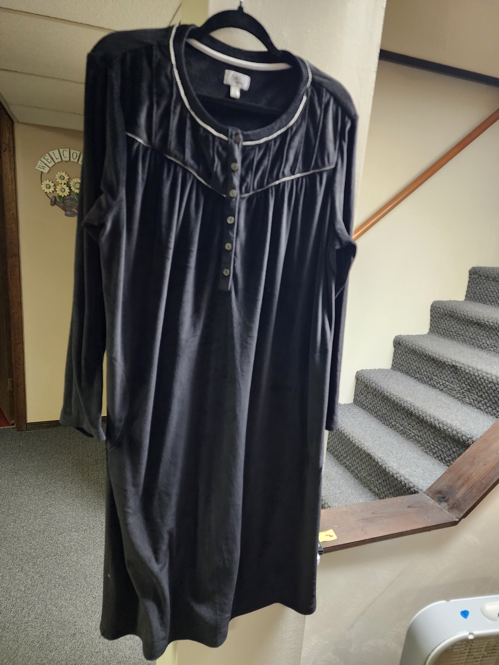 Aria Sz L Collection Black Long Sleeve Velvet Nightdress with Button Placket